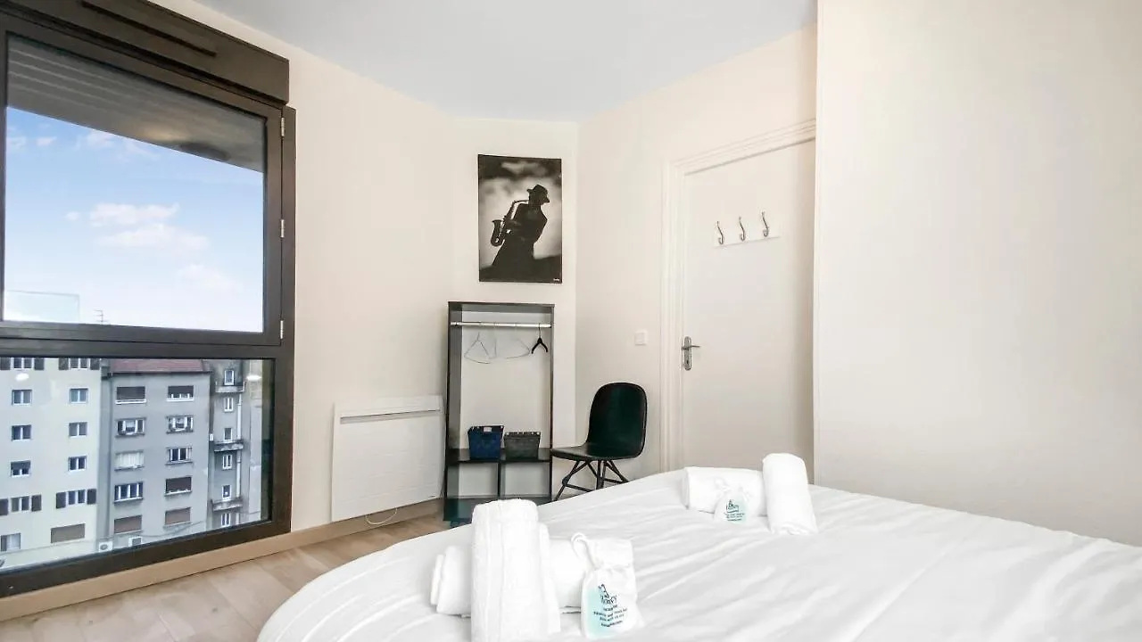 Homey Vista - Hyper-Centre - Wifi - Appartement Cosy Annemasse